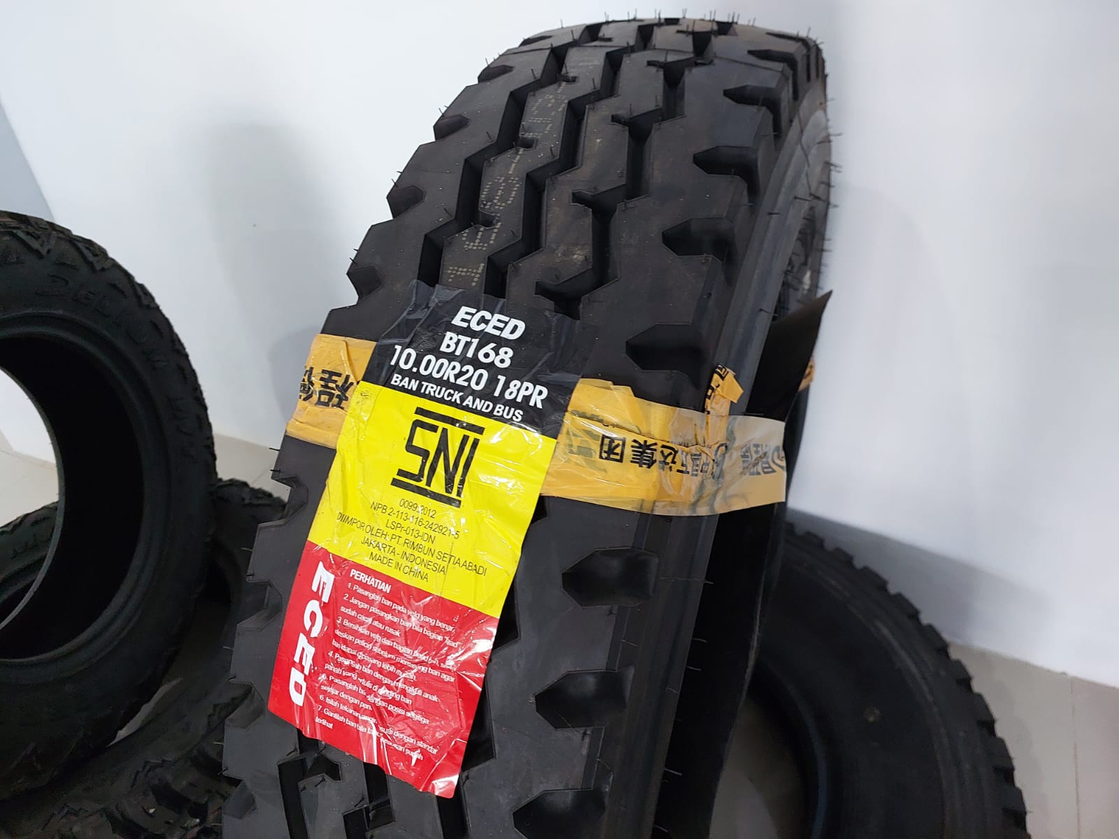 BAN TRUK TRONTON RADIAL ECED BT168 UKURAN 10.00R20 18 PR