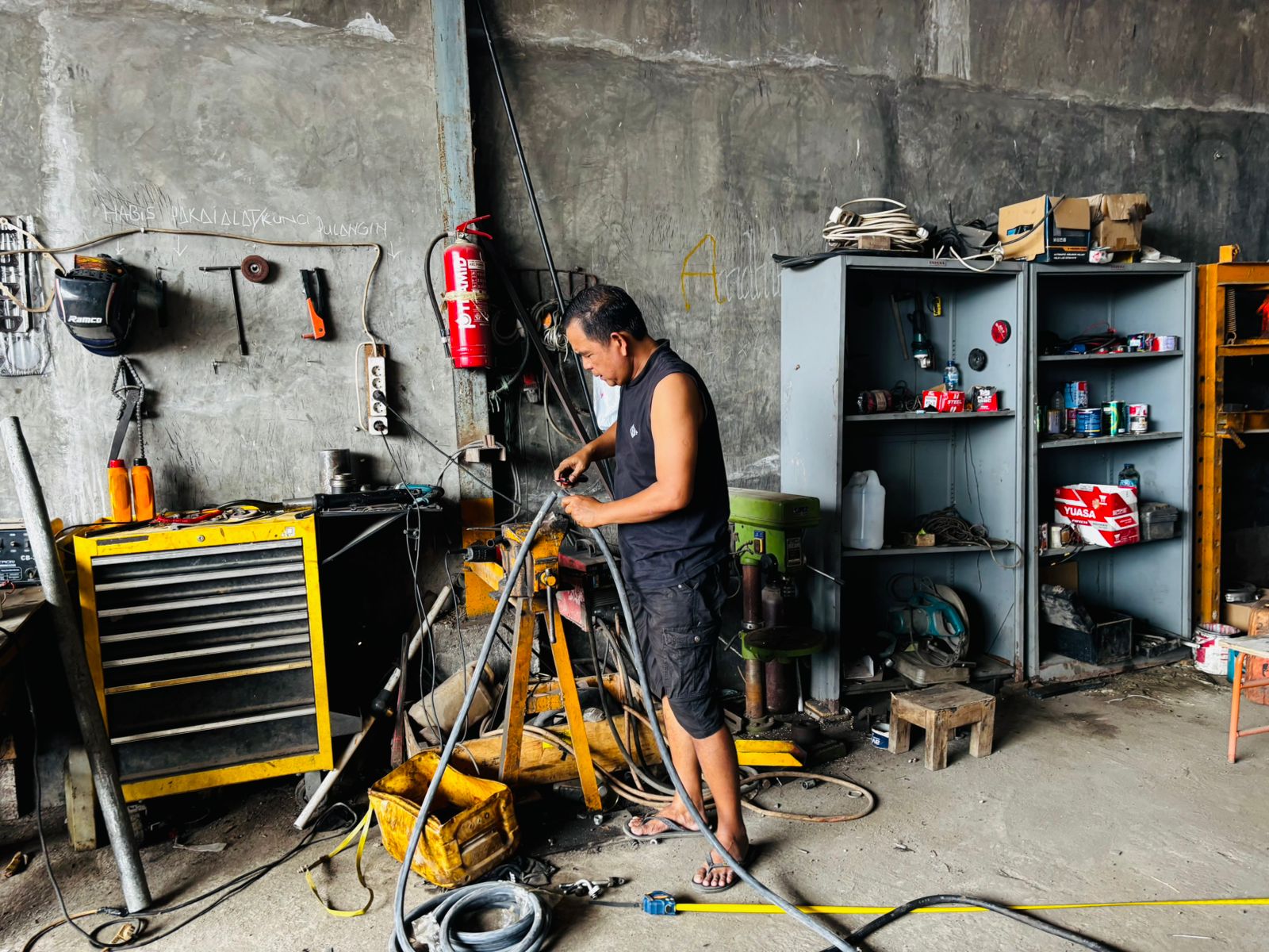 BENGKEL BSM PARTS PEMBUATAN SELANG AC KOMPRESOR MOBIL PELANGGAN