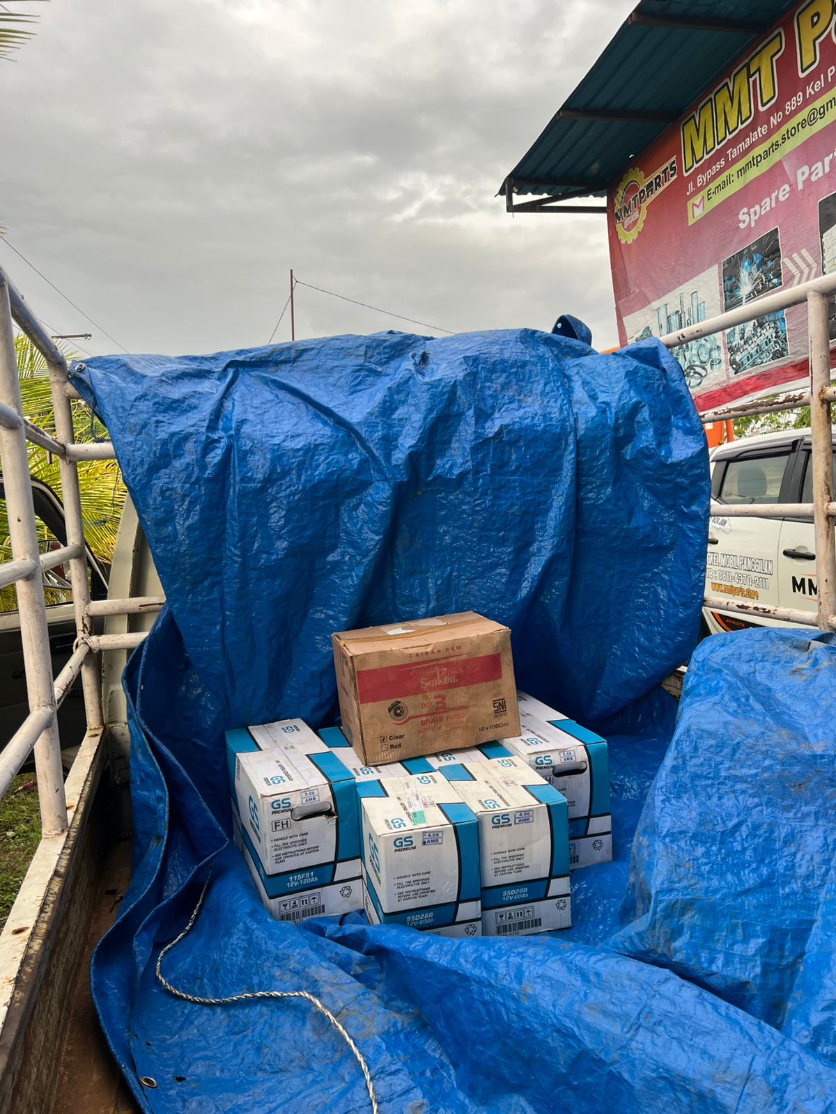 DISTRIBUSI JUAL PENGANTARAN AKI GS ASTRA DENGAN SISTIM FREE PENGANTARAN KE PELANGGAN KONSTRUKSI DI GORONTALO 6