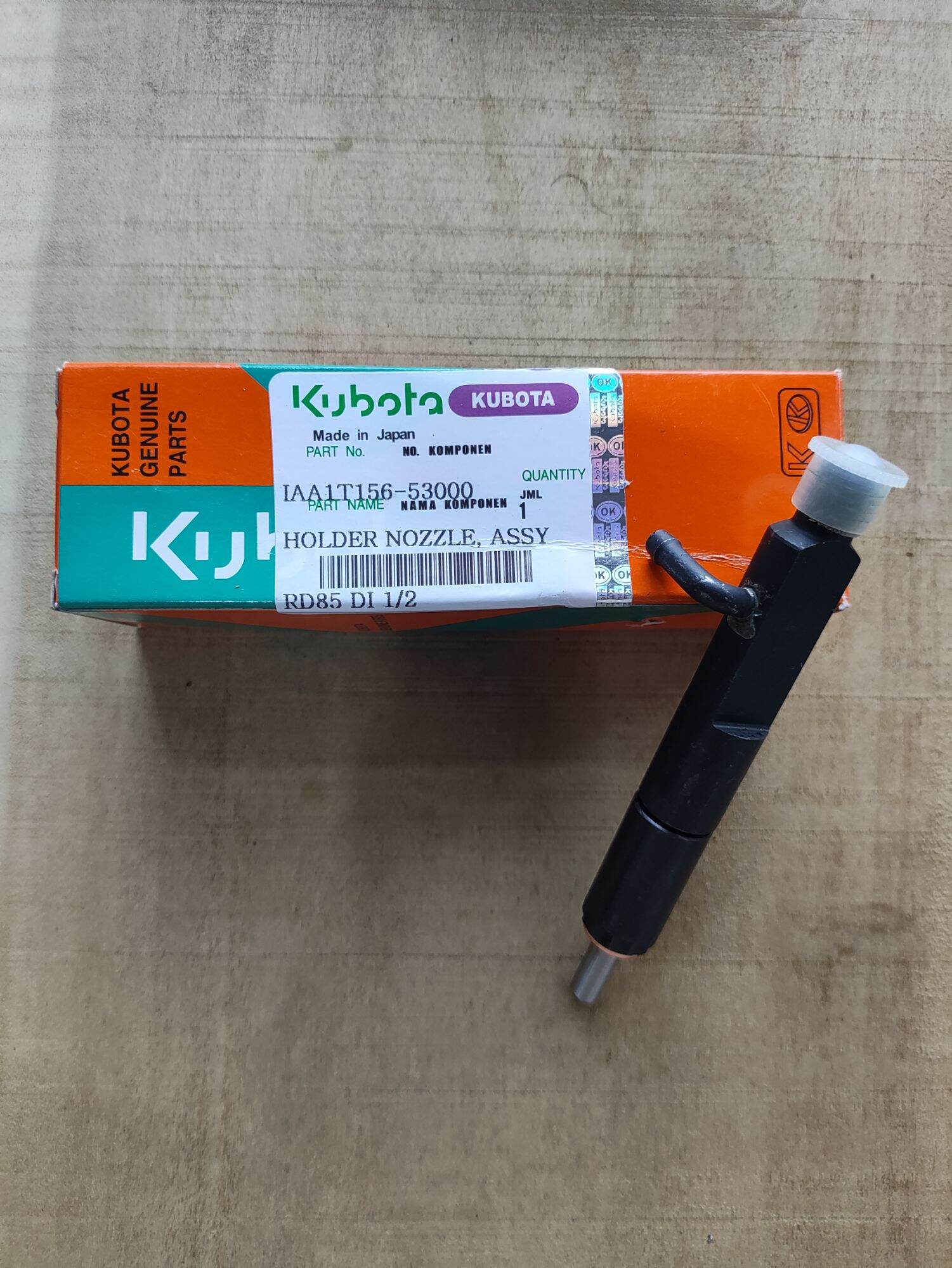 FUEL INJECTOR ASSY KUBOTA RD 85 DI-1-2-S GENUINE PN IAA1T156-53000