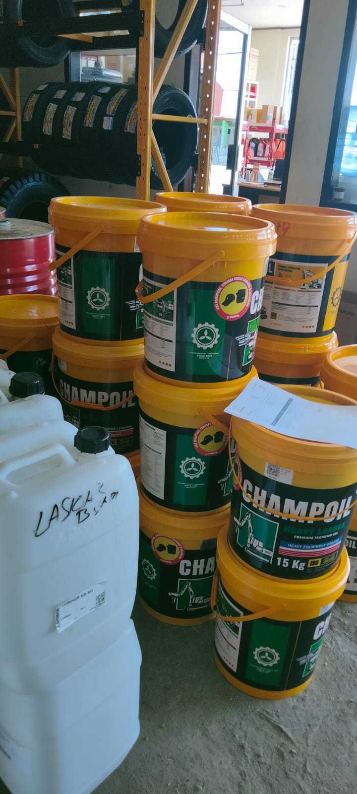 GREASE CHAMPOIL HEAVY 350F-HI-LOADS CRUSHER AND BREAKERS