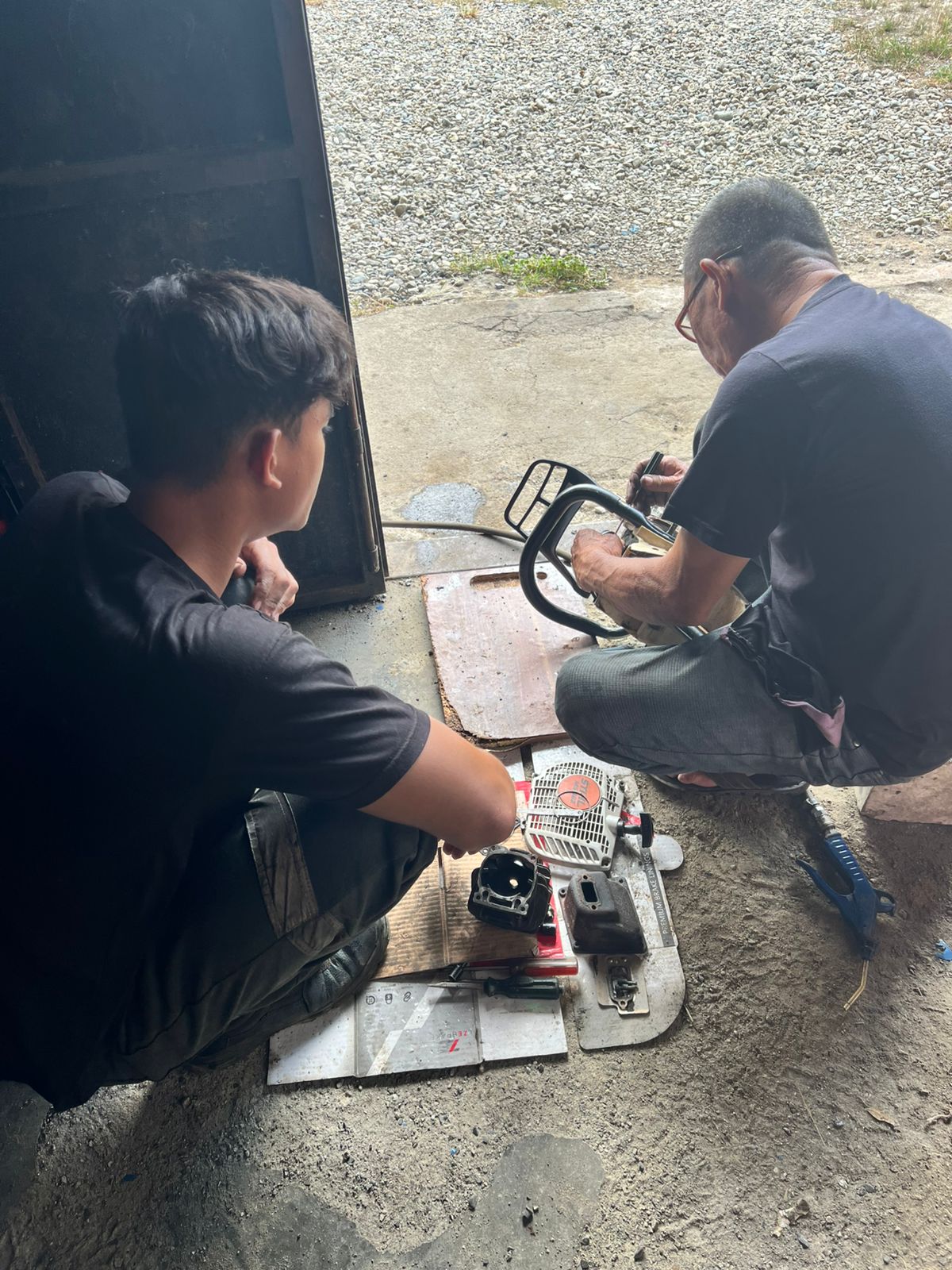 Jasa Perbaikan Chainsaw Stihl