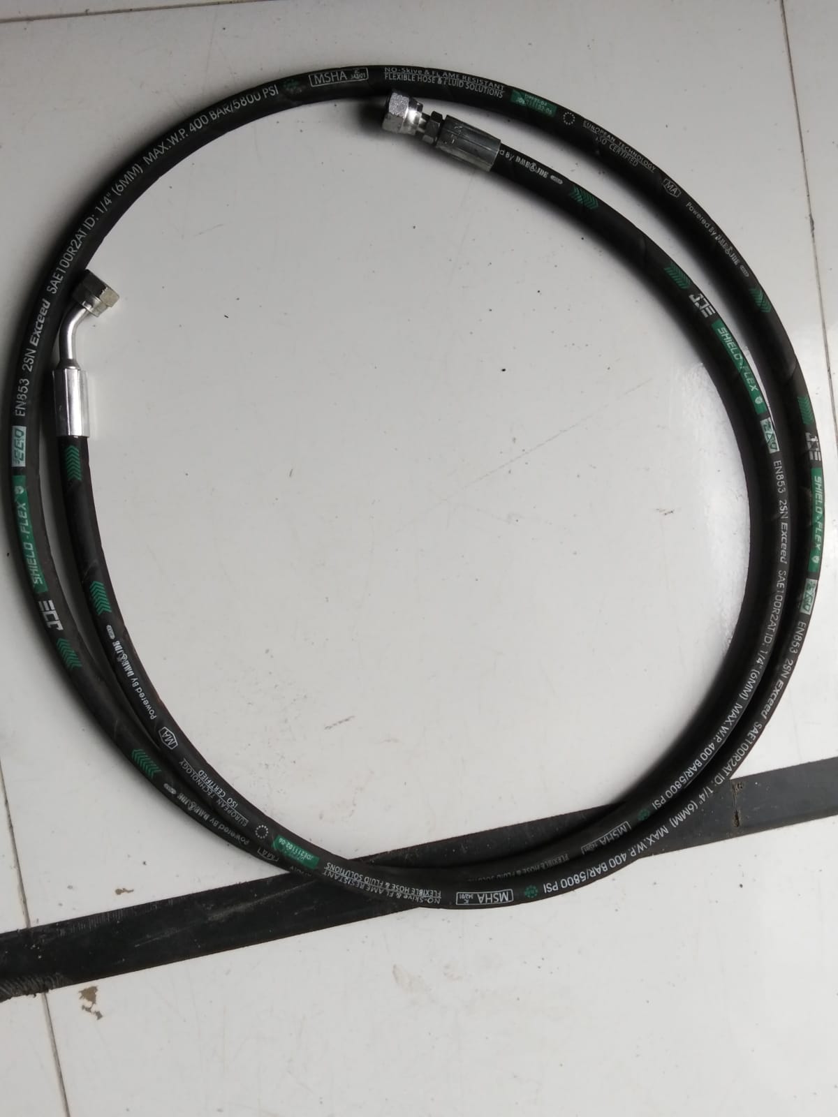 HOSE KELINCI HYUNDAI HX210