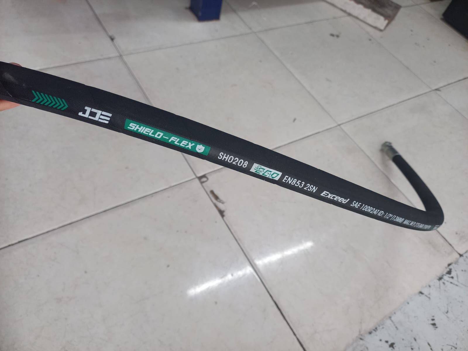 Hose R2 1-2 inchi Panjang 1.1m LL merek JDE
