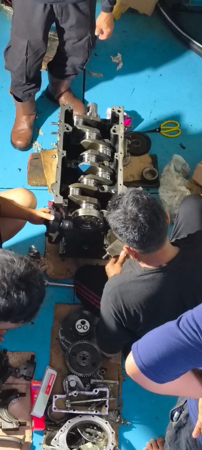 Pekerjaan Over haul Mesin Genset PERKINS 4.2482 SERIES Pelanggan Kapal Vessel 1