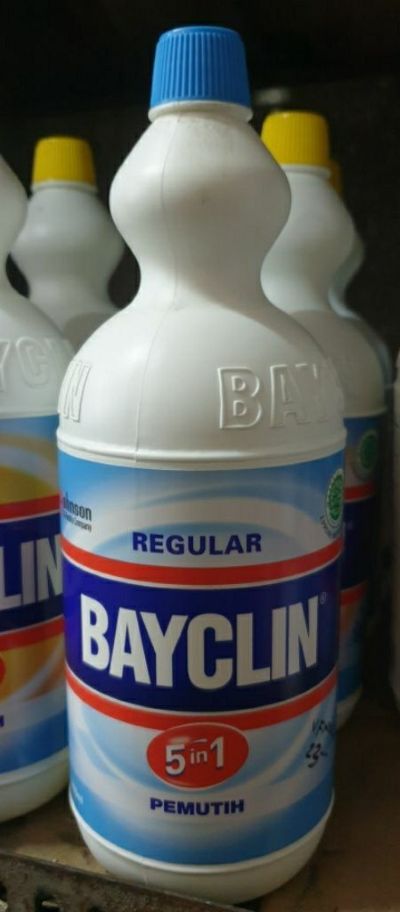 Bayclin Cairan Pemutih Regular 1 liter