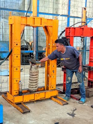 JASA REKONDISI PEMBUATAN SPRING ADJUSTER EKSAVATOR 2