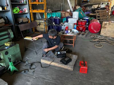 Jasa Perbaikan Rekondisi Mesin Charger aki Pelanggan Perusahaan Kebun