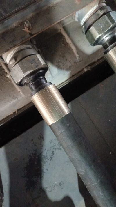 PEMASANGAN 2 BUAH HOSE HIDROLIK 2 INCH CUSTOM KE UNIT MOBIL RANTIS KENDARAAN TAKTIS BARRACUDA 1