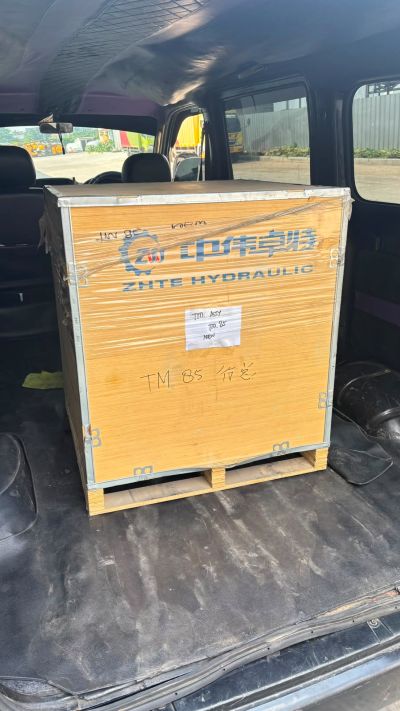 ZW FINAL DRIVE EKSAVATOR 4