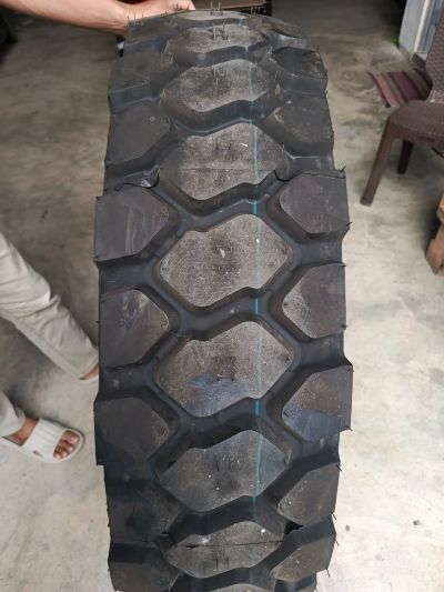 BAN TRUK BUS RADIAL TT KASAR ADVANCE GL992A UK 12.00 R20 18PR SET